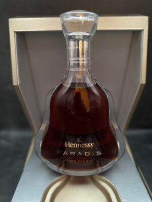 Hennessy Paradis
